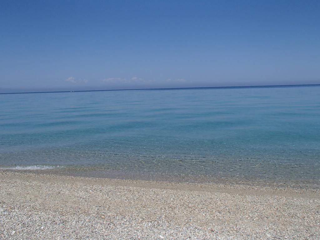 Odos Ithaki Holiday Apartments Kalandra Exterior foto